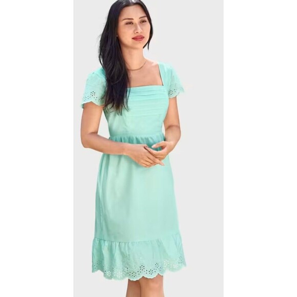 Womens Gymboree Aqua Blue Pintuck Eyelet Ruffle Dress Size Medium Smocked Back - Picture 8 of 12